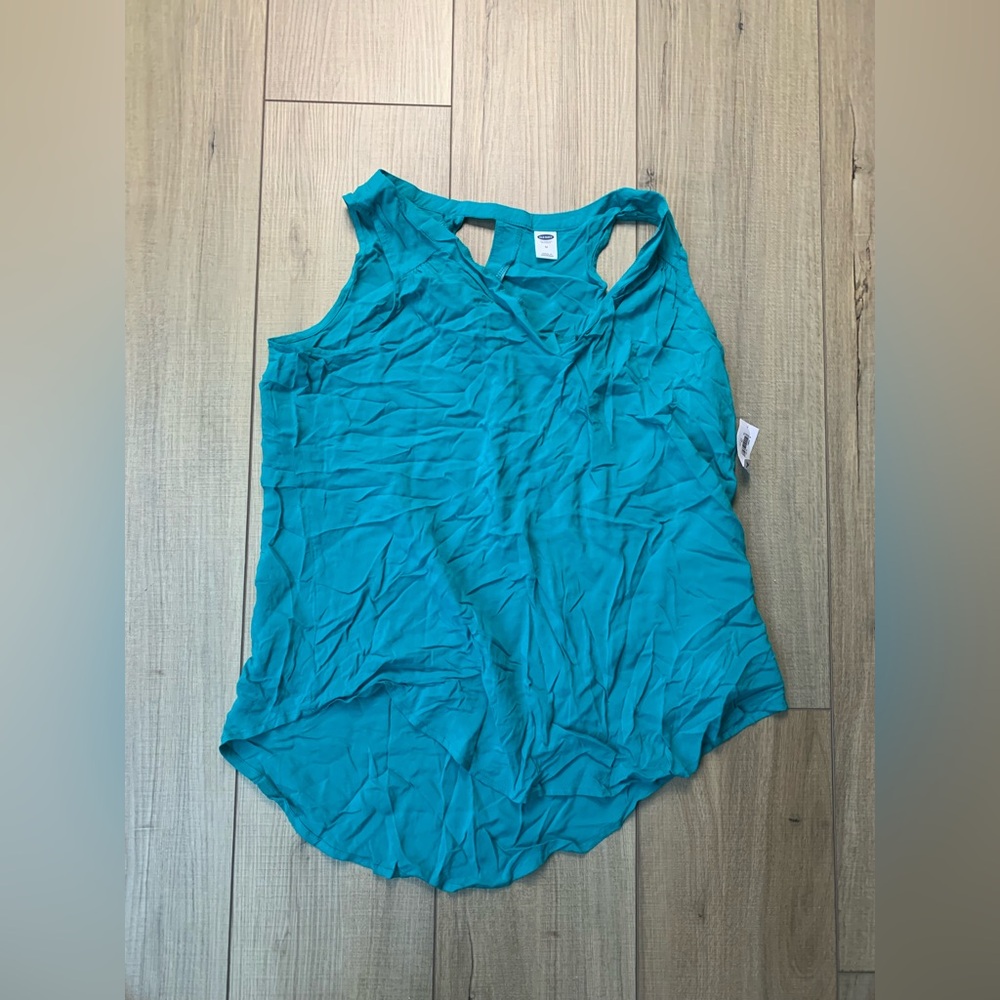 Old Navy Scoop Neck Tank